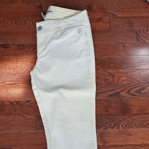 GAP KNEE LENGTH  SHORTS